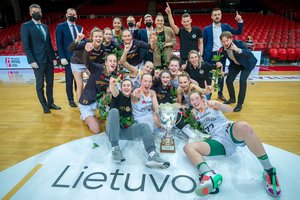 „Kibirkštis-MRU“ nutraukė prakeiksmą – iškovojo Karalienės taurę 