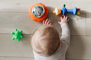 Kineziterapeutės primena: šia veikla reikia užsiimti nuo pirmųjų kūdikio dienų, bet tėvai delsia