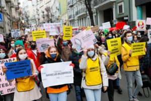 Kijeve tūkstančiai moterų dalyvavo demonstracijoje už Stambulo konvencijos ratifikavimą