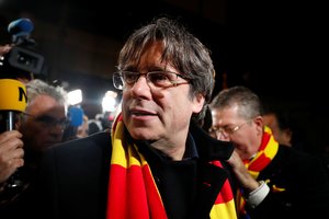 Europos Parlamentas panaikino buvusio Katalonijos lyderio C. Puigdemont'o neliečiamybę