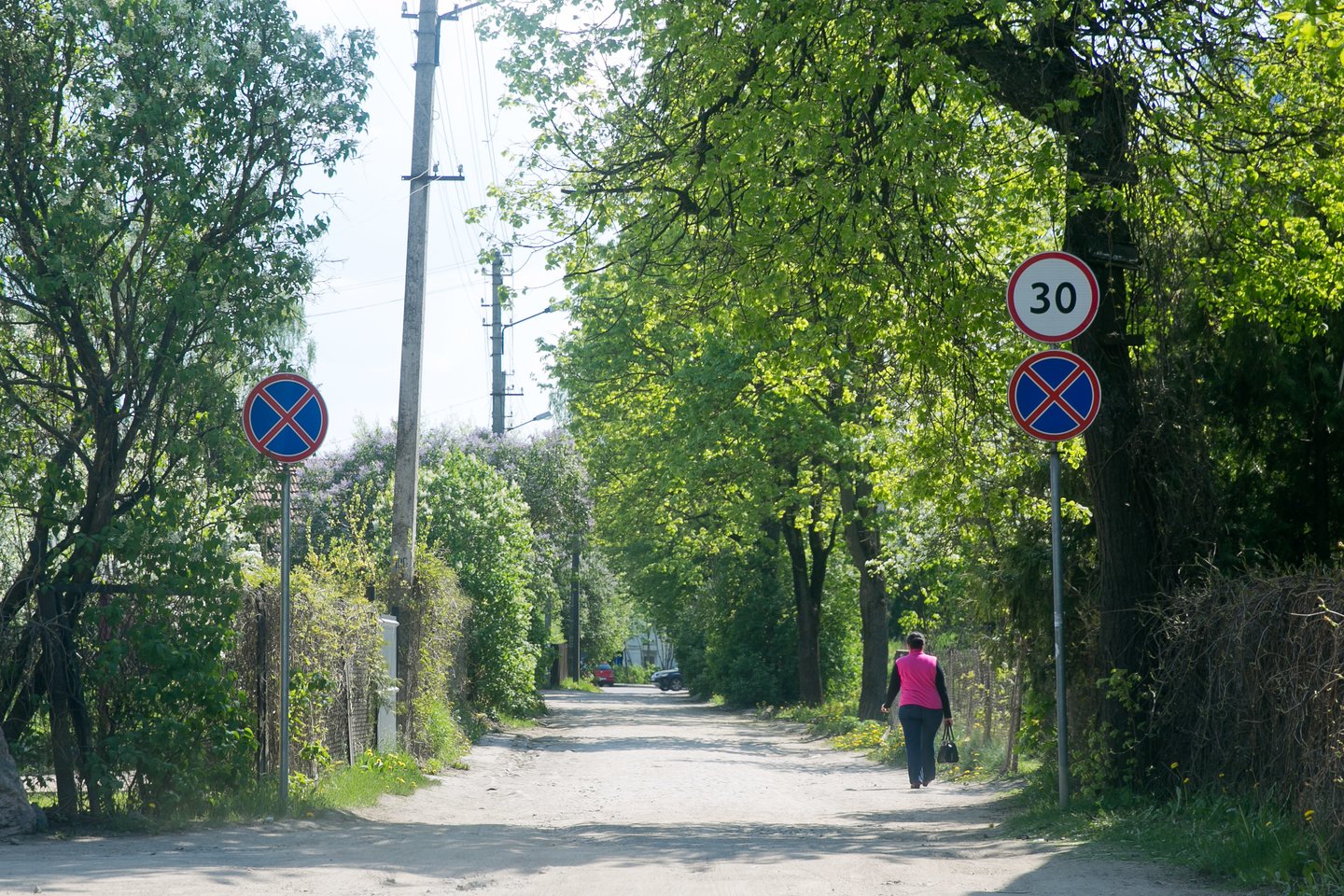 Atsinaujinančios gatvės dažnai džiugina gyventojus, tačiau Vilniuje esančios Kernavės gatvės atsinaujinimas labiau liūdina, o ne džiugina žmones.<br>T.Bauro nuotr.