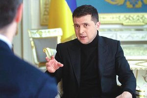 Donbase atsinaujinus susirėmimams Ukrainos prezidentas organizuoja viršūnių susitikimą