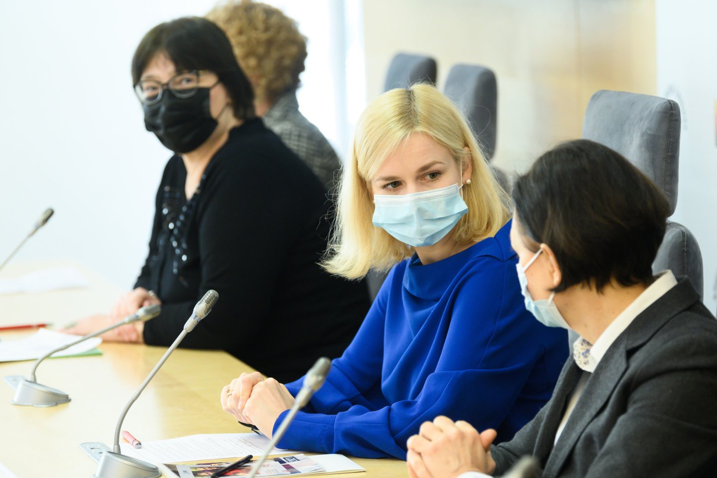 Konferencija „Moterų teisė į mokslo pažangą – medikamentinis nėštumo nutraukimas Lietuvoje“.<br>  V.Skaraičio nuotr.