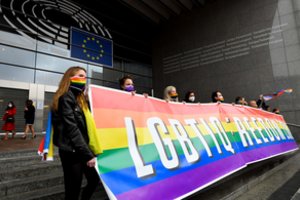 Europarlamentarai diskutuos, ar paskelbti ES LGBT „laisvės zona“