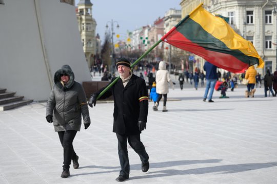  Šventiškai nusiteikęs Vilnius spindi gera nuotaika.<br> V.Skaraičio nuotr.