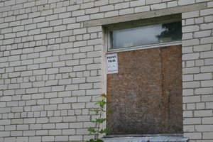 Areštuotuose pastatuose Anykščiuose – benamių lavonai ir gaisrai