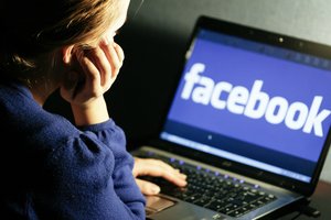 Perspėja dėl išradingų sukčių socialiniuose tinkluose: lengvai užkibti gali kiekvienas