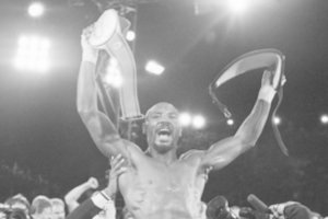 Netektis bokso pasaulyje: mirė legenda bei absoliutus čempionas M. Hagleris