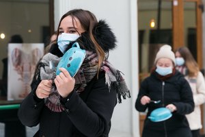 Viešbučiai ir restoranai ruošiasi „Paskutinei verslo vakarienei“ – lovas paklos miestų aikštėse