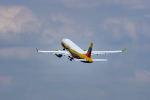 „airBaltic“ atnaujina skrydžius už Europos Sąjungos ribų