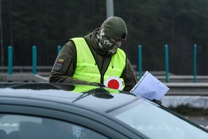 Vyriausybės sprendimas: nuo antradienio judėjimo ribojimai lieka galioti ketvirtadalyje Lietuvos savivaldybių