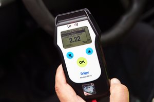 Apsvaigusių prie vairo nesustabdo net baudos: vis dar esame per daug tolerantiški