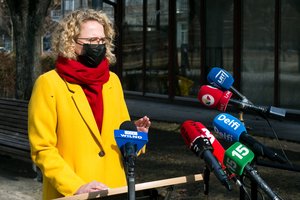 A. Armonaitė paaiškino, kiek dar laiko verslas gali tikėtis paramos ir kaip viskas vyks po karantino