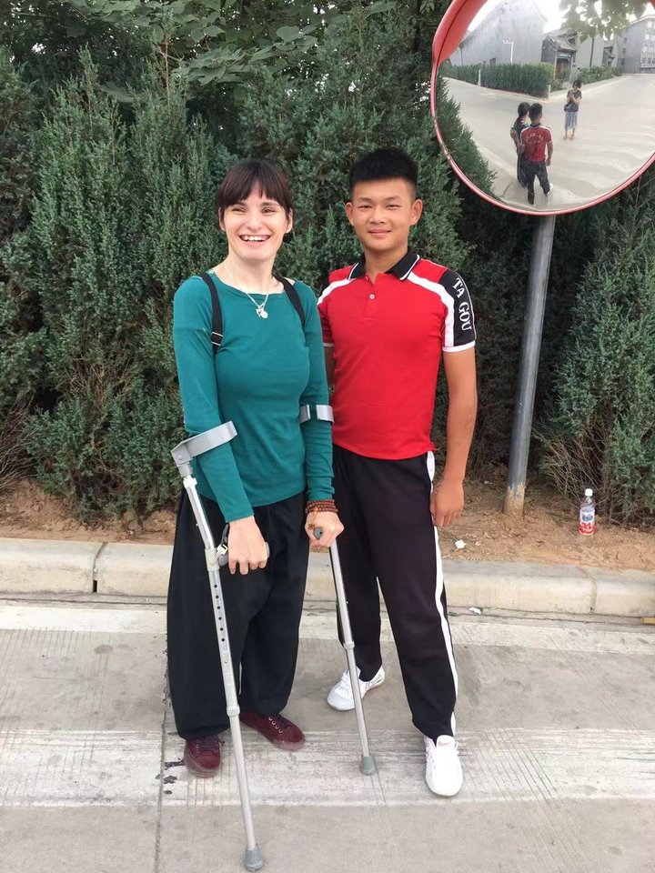  Kinijoje Ajana ir išmoko vaikščioti neprisilaikydama, ir sutiko gyvenimo draugą.<br> Asmeninio archyvo nuotr.