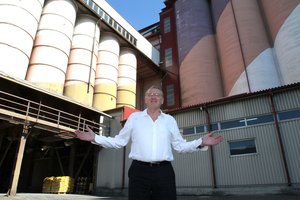 Sandoris dėl „Kauno grūdų“ skendi miglose