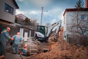 Lauko tualetų era dar nesibaigė – atskleidė, kurie Kauno mikrorajonai gamtą teršia labiausiai