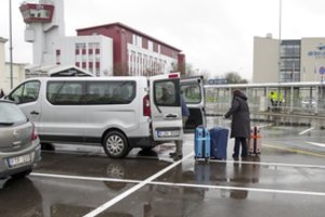 Keliautojai turės įrodyti teisę į izoliacijos išimtis, atvykusiems iš Lenkijos – griežtesnės izoliacijos sąlygos