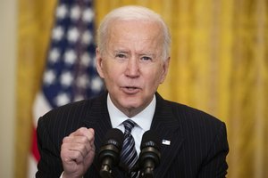 J. Bidenas Atlantoje pasmerkė smurtą prieš azijiečių kilmės amerikiečius