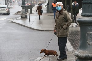 Prabilo apie trečiąją COVID-19 bangą Lietuvoje: primena niūrų filmo scenarijų