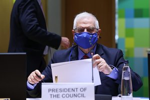 ES pritarė sankcijoms dėl pažeidimų Kinijoje, Mianmare ir Rusijoje