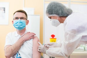 Šalies vadovų vakcinavimo procesą vainikavęs A. Dulkys: skiepai gali tapti mūsų gyvenimo rutina