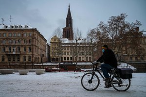 Prancūzijos policija ieško Rusijos konsulato darbuotojo dėl dviračių vagysčių