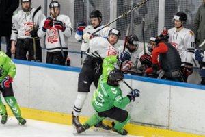Varžovų tvirtovėje triumfavusi „Hockey Punks“ komanda atsidūrė per žingsnį nuo aukso