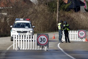 Vyriausybė dar šią savaitę gali svarstyti papildomus ribojimus: dėl mutacijų grėstų ir saugesnėms savivaldybėms