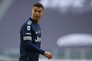 „Juventus“ viceprezidentas P. Nedvedas neabejoja – C. Ronaldo liks Turine