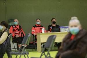 SAM atstovas: masinė gyventojų vakcinacija prasidėtų birželį