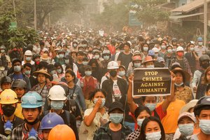 Pasaulis smerkia kruviniausią po karinio perversmo dieną Mianmare