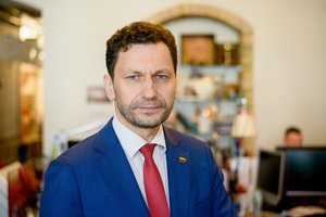 Valstiečio R. Šarknicko patirtis po skiepo nuo COVID-19: „Kaulus laužė elektriniai kaltai“