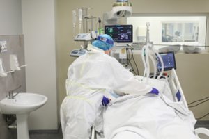 COVID-19 iššūkiai Vilniuje: grąžinamas COVID-19 skyrius, plečiamos vakcinavimo apimtys