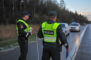 Nepaisant apriboto judėjimo, draudimo ekspertai pastebi augančių žalų skaičių: kas tam turi įtakos