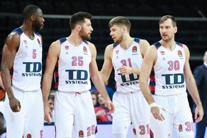„Baskonia“ krepšininkai R. Giedraičio rankomis Atėnuose užkasė paskutines „Žalgirio“ teorines viltis 
