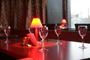 Kalba apie alkoholio ribojimų švelninimą: saikingą vartojimą esą pagerintų vyno festivaliai