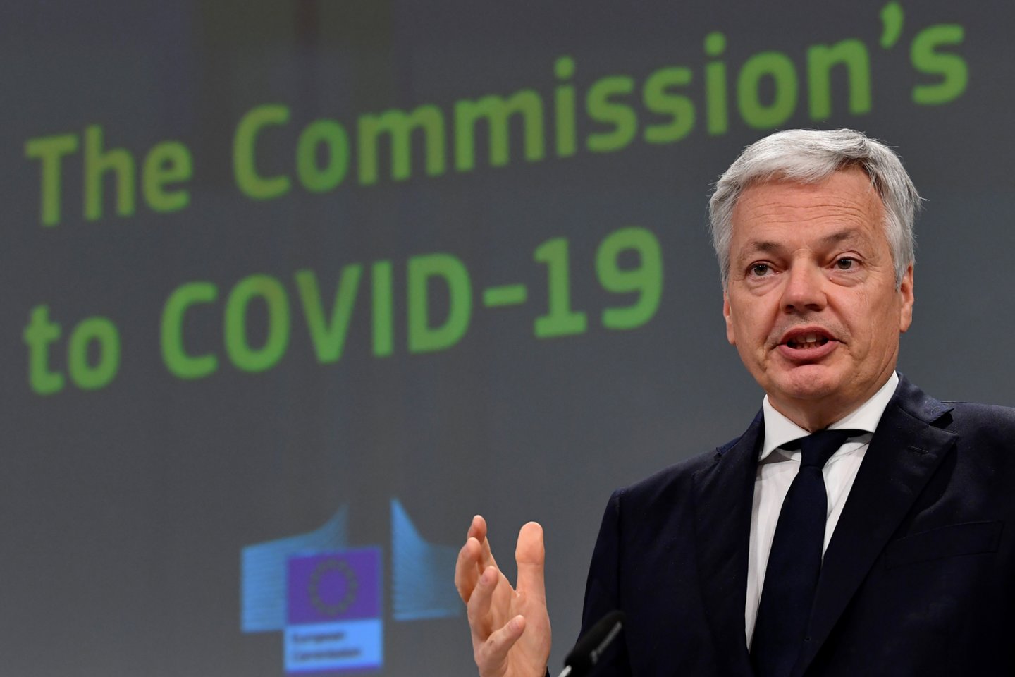  Teisingumo eurokomisaras D.Reyndersas sako, kad Europos Sąjunga gins Sausio 13-osios bylą nagrinėjusius Lietuvos teisėjus nuo Rusijos persekiojimo. <br> AP/Scanpix nuotr.