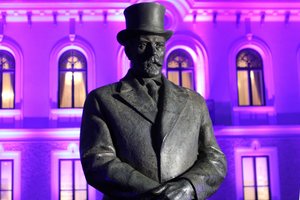 Vilniaus savivaldybė pritaria paminklui A.Smetonai, bet kelia sąlygas