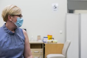 I. Šimonytė: paskiepijus lėtinių ligų pacientus, vakcinacija vyks keliomis kryptimis