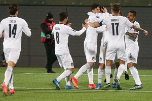 Pergalę Vilniuje aptemdė koronaviruso smūgis: Italijos futbolo rinktinėje pasipylė COVID-19 atvejai