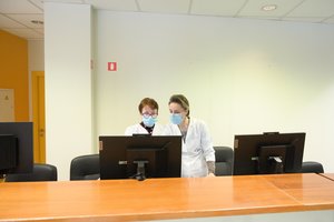 SAM nurodė, kas turi pasirūpinti skiepijamų svarbias funkcijas vykdančių darbuotojų sąrašais