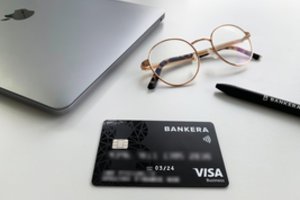 „Bankera“ pristatė „Visa“ mokėjimo kortelę verslui