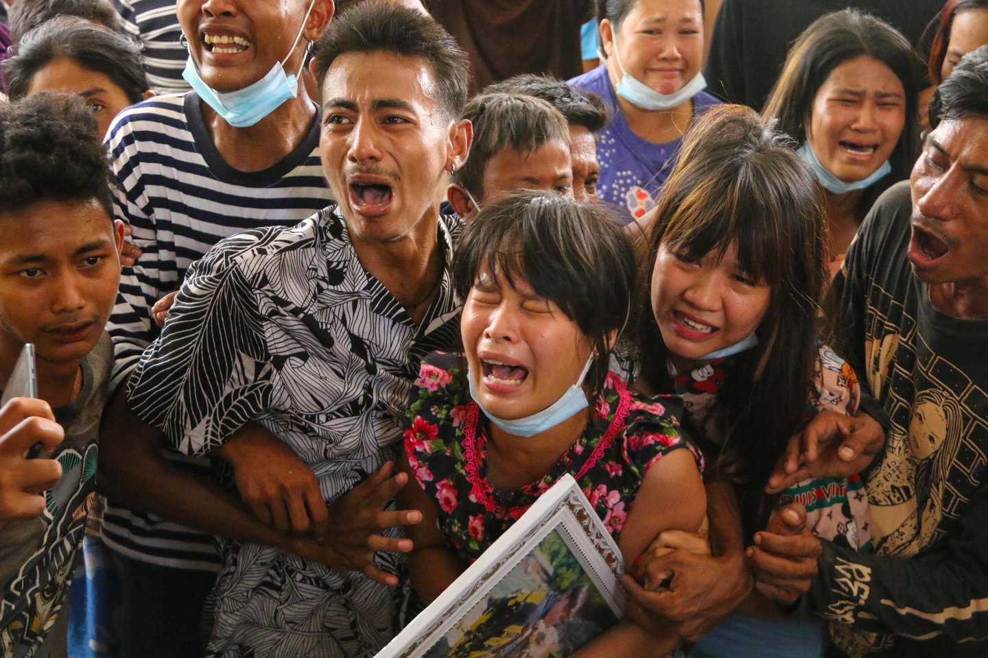  Mianmare siaučiant neramumams kenčia daugybė žmonių.<br> AFP/Scanpix nuotr.
