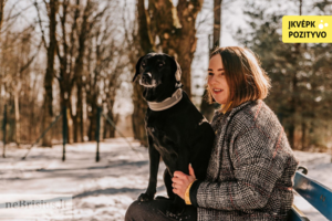 Išėjusi pasivaikščioti su vienu šunimi, grįžo su dviem: rentgeno nuotrauka atskleidė žiaurią istoriją