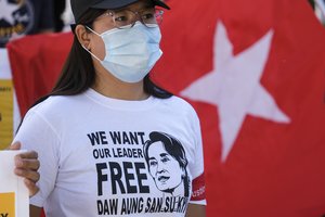 Mianmaro chunta apkaltino nuverstą lyderę valstybės paslapčių įstatymo pažeidimu