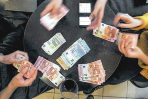 Reklama baigėsi solidžia bauda: nubaudė, kad finansinės piramidės daugiau nesulauktų sėkmės