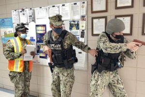 Kruvinas išpuolis JAV karinių pajėgų bazėje: medikas pašovė du karius ir buvo nukautas