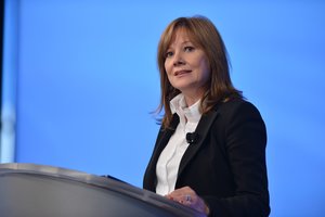 „General Motors“ koncerno vadovė apkaltinta nenoru susitikti su tamsiaodžiais žiniasklaidos atstovais