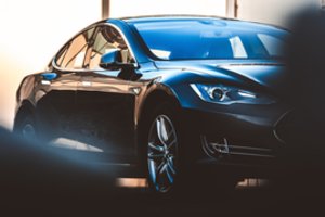 „Tesla“ siekia atgauti atskleistą informaciją: išėję inžinieriai išsinešė ir konfidencialią informaciją
