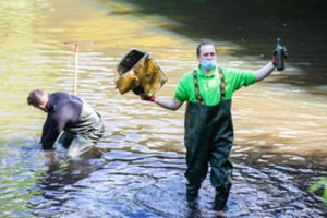 Pirmąjį birželio savaitgalį kviečia švarinti upes ir jų pakrantes